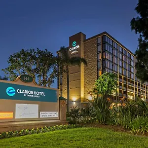 Clarion Hotel